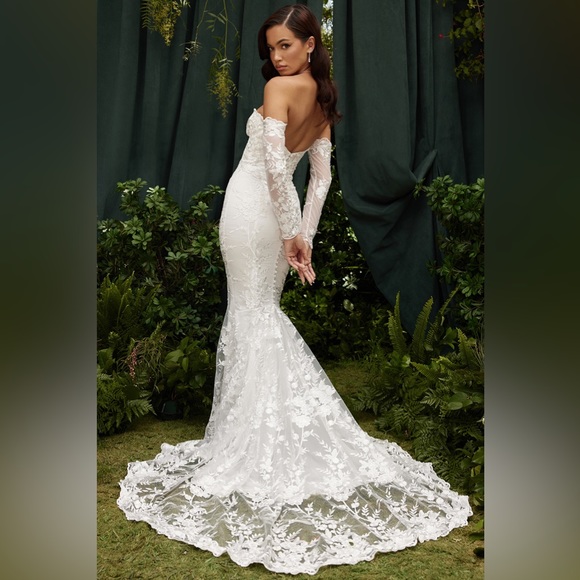 HOUSE OF CB 'Isabelle' White Lace Long Sleeve Bridal Gown NWOT - Picture 8 of 16